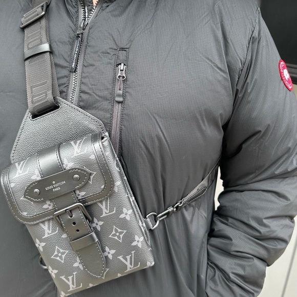 LOUIS VUITTON Saumur Slingbag Monogram Eclipse Authentic Box Receipt Exceptional - Picture 14 of 16